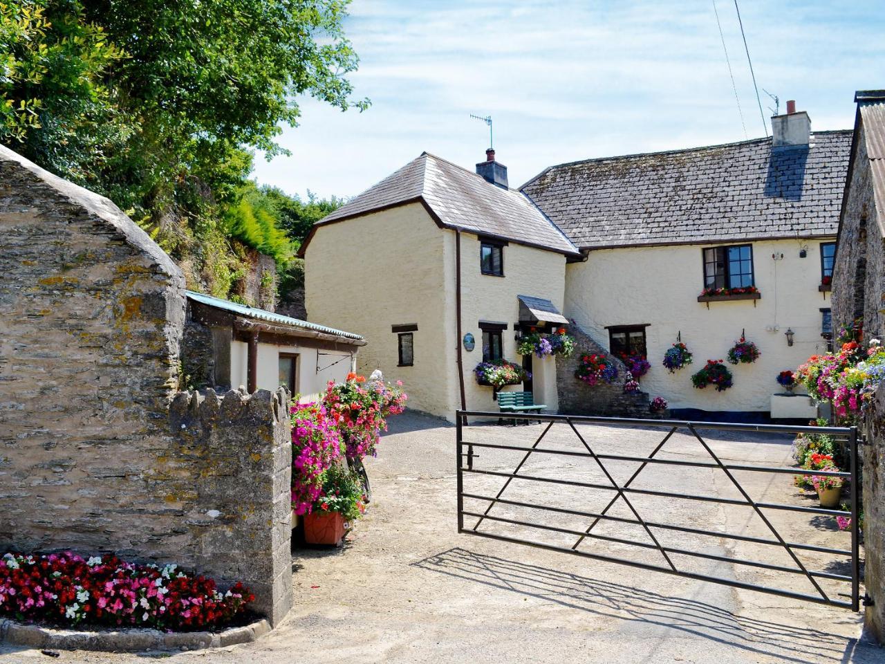 Fordbrook Cottage Brixton  Ngoại thất bức ảnh